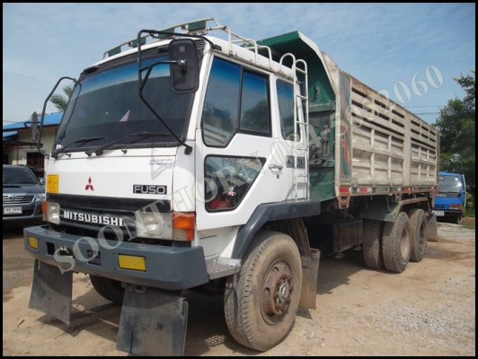 ขายด่วน รถบรรทุก 10 ล้อ MITSUBISHI FUSO 527M-TF58XX  220 เทอร์โบแท้  ปี 42 ดั้ม รถสวยสภาพเดิมๆ พร้อมใช้งาน ราคาสุดคุ้ม