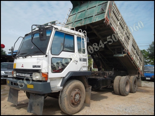 ขายด่วน รถบรรทุก 10 ล้อ MITSUBISHI FUSO 527M-TF58XX  220 เทอร์โบแท้  ปี 42 ดั้ม รถสวยสภาพเดิมๆ พร้อมใช้งาน ราคาสุดคุ้ม