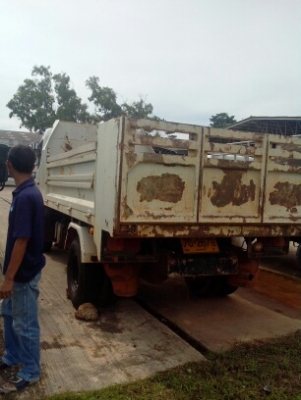 HINO MEGA 150 แรงม้าดั้มสามมิตร ห้างแท้ปี 51 Fหลัง F หน้า