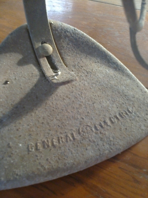 พัดลมเก่าโบลานยี่ห้อge+วิทยุโบลาน ยี่่ห้อ philips