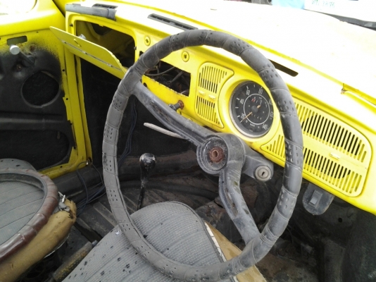 Beetle ทะเบียนพร้อม เครื่องครบ ราคาหลักหมื่น.(ขายต่อหลุดจอง) Beetle ทะเบียนพร้อม เครื่องครบ ราคาหลักหมื่น.(ขายต่อหลุดจอง)