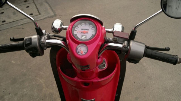 Scoopy ปี54 ล้อแม็ค 20000 บาท