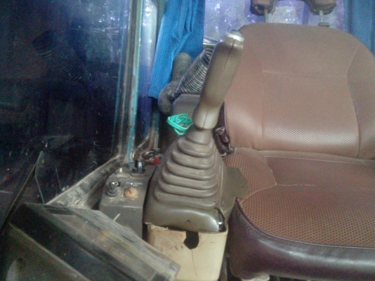 ขายKOMATSU-PC200 -5 คอนโทนสั้น นำเข้า ขายKOMATSU-PC200 -5 คอนโทนสั้น นำเข้า