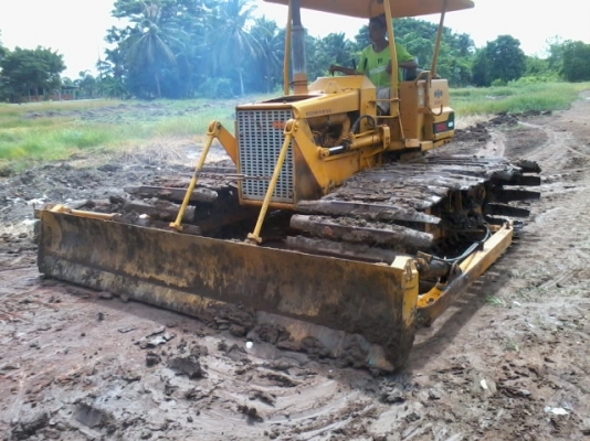 ขายแทรกเตอร์KOMATSU   D 2 OPLLซุปเปอร์รถสวยมากราคาถูกมาก