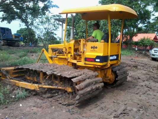ขายแทรกเตอร์KOMATSU   D 2 OPLLซุปเปอร์รถสวยมากราคาถูกมาก