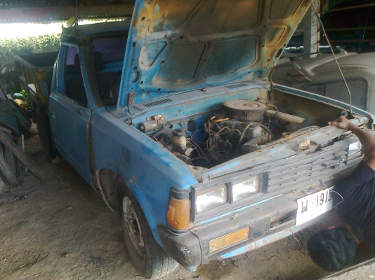 ขายรถเฮียบอุปกรเยอะมีเกียร์ฝากด้วย ทั้งเคนยกรถยกของสดวกสบาย(สภาพจอดนานเอาน้ำมันมาเติมเอาแบตมาใส่ขี่กลับบ้านได้เลย เจ้าของแก่แล้วเลยไม่ได้ใช้งานคัสซีไม่ผุแต่มีดามเพื่อความแข็งแรงทะเบียนขาดหลายปีต้องจดใหม่เสียแค่3ปี)สนใจจิงโทมาถามได้