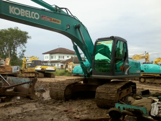 ขายแม๊กโครKOBELCO SK  200-YN  10 ซีเรี้ยนสูงรถสวยพร้อมใช้