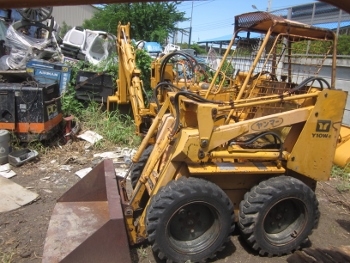 รถตักล้อยาง เล็ก YANMAR: Y10W-1 พร้อมใช้ เครื่องดี = ราคา 110,000 บาท