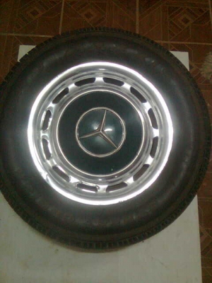 ล้อกะทะเหล็กBenz w108 พร้อมฝาครอบเดิม 8000