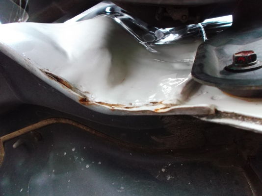 ขายด่วนรถ6ล้อเมก้าชีลี้500เครือง175แรงม้าปี52ยาว6.50.ม