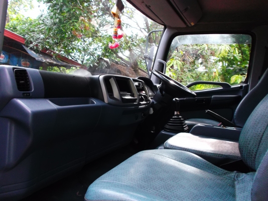 ขายด่วนรถ6ล้อเมก้าชีลี้500เครือง175แรงม้าปี52ยาว6.50.ม