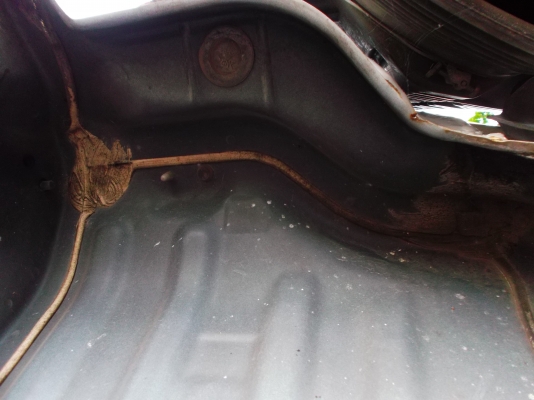 ขายด่วนรถ6ล้อเมก้าชีลี้500เครือง175แรงม้าปี52ยาว6.50.ม