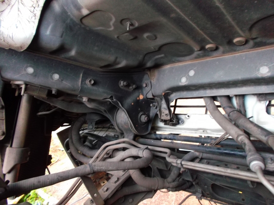 ขายด่วนรถ6ล้อเมก้าชีลี้500เครือง175แรงม้าปี52ยาว6.50.ม