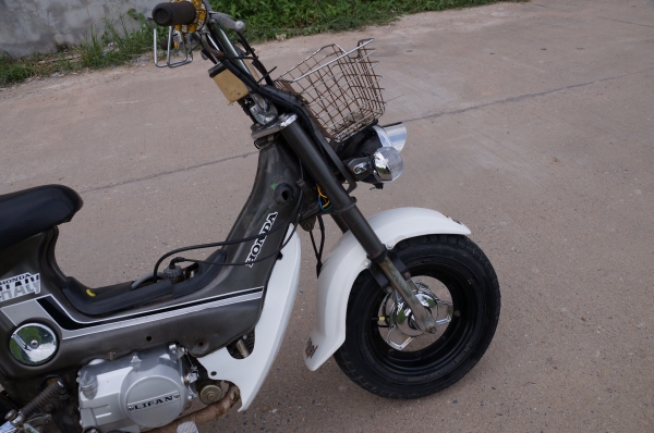 ขาย HONDA ชาลี มาใหม่ เครื่อง LIFAN 125 คลัชมือ สตาทร์มือ มีแบตครบ ระบบไฟใช้ได้ เครื่อง ดีมาก มีเอกสารเครื่องครบ