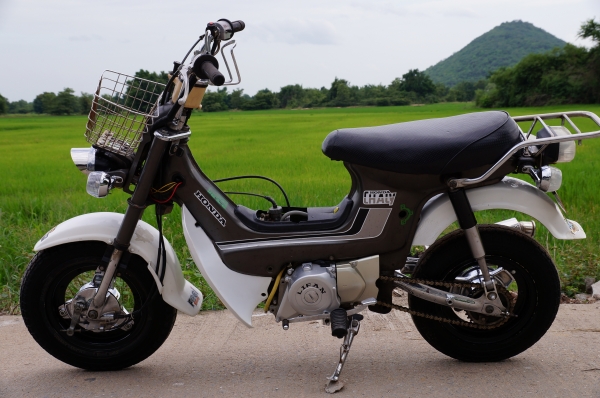 ขาย HONDA ชาลี มาใหม่ เครื่อง LIFAN 125 คลัชมือ สตาทร์มือ มีแบตครบ ระบบไฟใช้ได้ เครื่อง ดีมาก มีเอกสารเครื่องครบ