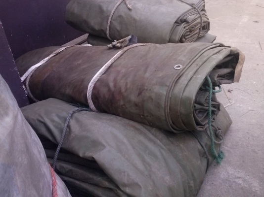 รับซื้อ   ผ้าใบ สนใจโทร  0860798452