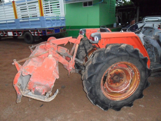 ขายรถไถ KUBOTA นั้งขับ GL 32 แรงม้า