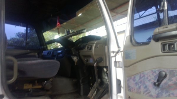 10ล้อห้วลากNISSAN UD320แรง CWM454HA คันนี้สวยหาที่ติยาก... 10ล้อห้วลากNISSAN UD320แรง CWM454HA คันนี้สวยหาที่ติยาก...