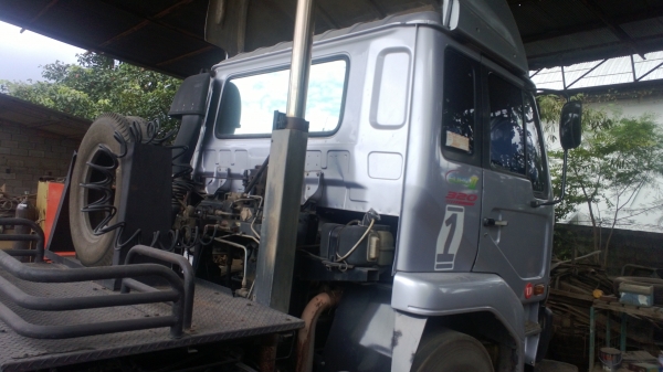 10ล้อห้วลากNISSAN UD320แรง CWM454HA คันนี้สวยหาที่ติยาก... 10ล้อห้วลากNISSAN UD320แรง CWM454HA คันนี้สวยหาที่ติยาก...