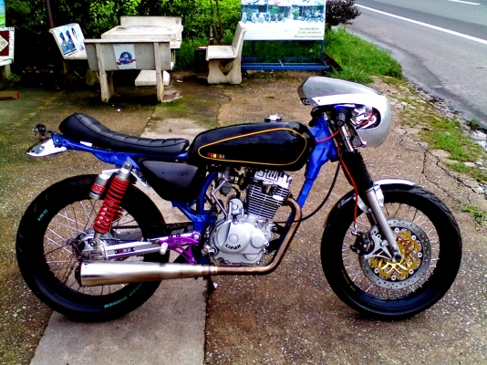 หนุ่ม ปราจีน : ขอบคุณ พี่ปรัชญา ที่ไว้วางใจมารับ เจ้า Lifan200 ไปดูแลต่อ