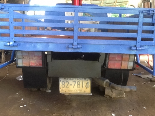 หกล้อติดเครน UNIC 2.9 ตันราคาพิเศษอีกแล้วครับท่าน