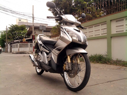 ขออนุญาติขาย Yamaha Nouvo 115 cc. สีเทาดำ หล่อๆ