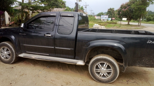 รถกระบะดีแม็ค ปึ*2552 ไมล์160000กม.ใช้ส่วนตัว มือเดียวไม่เคยชนและอุบัติเหตุ..รถบ้าน