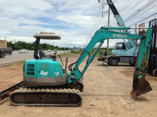 ขายรถแบคโฮ KOBELCO SK40SR มีVDOครับ นำเข้าจากญิ่ปุ่น 100 \%ติดต่อ 081-2990958 ขายรถแบคโฮ KOBELCO SK40SR มีVDOครับ นำเข้าจากญิ่ปุ่น 100 \%ติดต่อ 081-2990958
