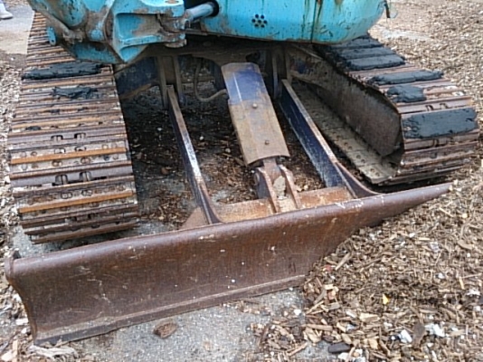 ขายรถขุดเล็ก HITACHI EX40U sn:1398Yr.1999Hr.3078, สภาพดีครับใช้งานได้เลย  ราคาไม่สูงครับ มานะ 085-9049669