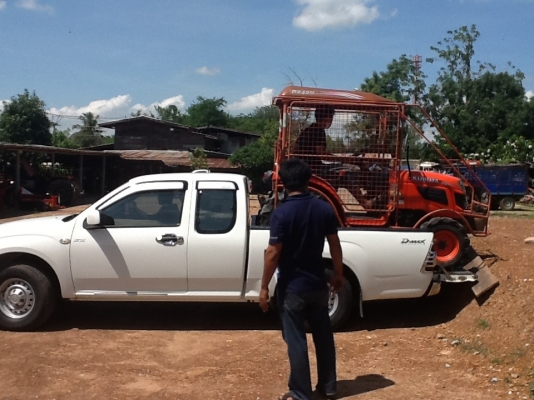 คูโบต้า B2420 4 WD 2 เพลา พร้อมโครงกันอ้อย ทำงาน 556 ชั่วโมงสภาพดีมากๆครับ