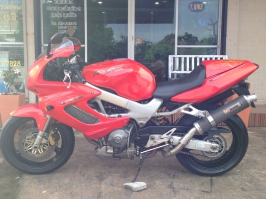 ขาย VTR1000 ปี2000 สเปคเมกา ทะเบียนแท้โอนขนส่งคับ