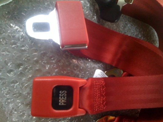 เสริมความหล่อไปกับ"RED SEATBELT"เบลท์แดงสปอร์ต งานนำเข้าUSAมีชุดเดียว เสริมความหล่อไปกับ"RED SEATBELT"เบลท์แดงสปอร์ต งานนำเข้าUSAมีชุดเดียว