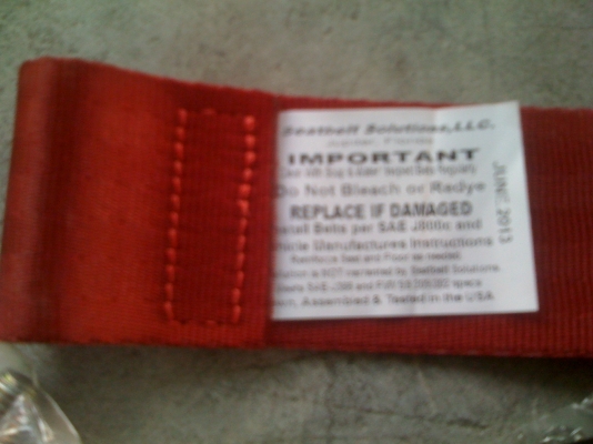 เสริมความหล่อไปกับ"RED SEATBELT"เบลท์แดงสปอร์ต งานนำเข้าUSAมีชุดเดียว เสริมความหล่อไปกับ"RED SEATBELT"เบลท์แดงสปอร์ต งานนำเข้าUSAมีชุดเดียว