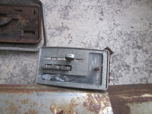 จี๊ปแวกกอเนีย