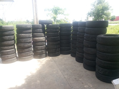 จำหน่ายยางเปอร์เซ็นต์ ส่ง ขอบ14กะบะ15*17  เหมายกกอง 90 เส้นขายเส้นละ450 มาชม