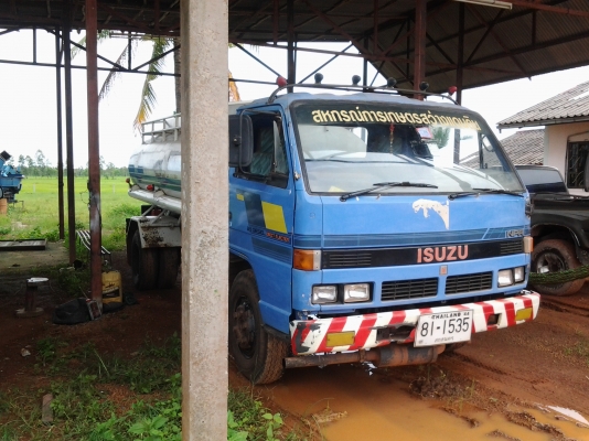 ISUZU NPR59PU 115 4BD1 ห้างแท้หูช้างครบ เกียร์สั้น ยกหัวได้ พร้อมถังน้ำมันยาว 5 เมตร 2 หัวจ่าย ช่วงล่าง F หน้าหลัง