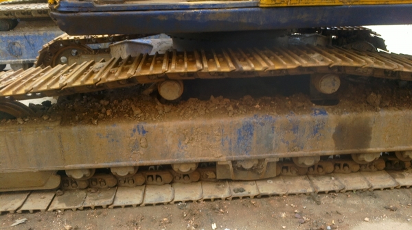 ขายรถแมคโค KOMATSU PC200-5 จำนวน2คัน ขายรถแมคโค KOMATSU PC200-5 จำนวน2คัน