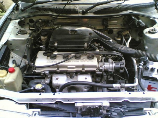 ขาย Nissan Sentra 1.6 รถปี 91 สีบรอนด์เกียร์ธรรมดาเครื่อง 1600 CC. แอร์เย็นกระจกไฟฟ้าเซ็นทรัลล็อคล้อแม็กขาย 69000