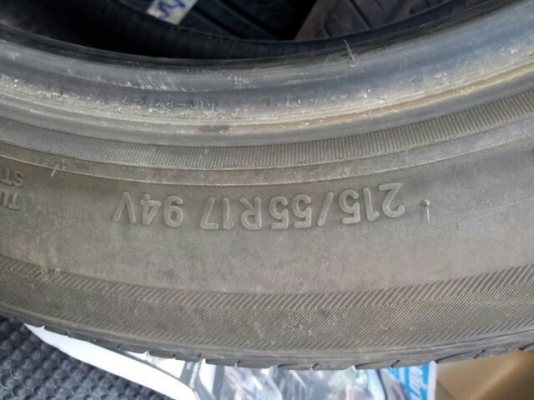 ยาง 215/55/17 4เส้นสวยๆ