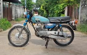 ขาย ยามาฮ่าเก่าแต่เก๋า RS 125 พร้อมเล่มส้ม