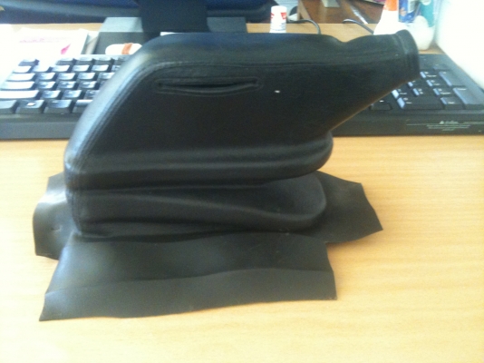 ขายยางครอบเบรคมือ Celica ta22 จากญี่ปุ่น 2 อัน ๆ ละ 1,500 และ 1,800 บาท พร้อมส่ง รับจัดหาอะไหล่เซลิก้า