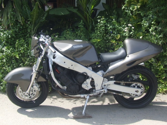 ขาย FZR 1000 y.94 เก็บงานใหม่ แต่งท้ายฮายา Naked Bike สรรพสามิต