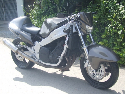 ขาย FZR 1000 y.94 เก็บงานใหม่ แต่งท้ายฮายา Naked Bike สรรพสามิต