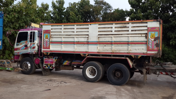 ขาย ISUZU DECA FXZ 270 Euro 2 ปี 49  ลูกสามมิตร ต่อรองได้ !!