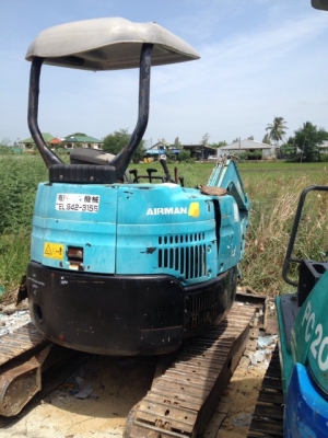 แบคโฮ AIRMAN ของเก่าญี่ปุ่น สภาพดี พร้อมใช้งาน