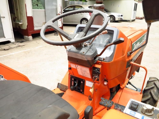 รถแทรคเตอร์ KOBOTA L1-18 ขับเคลื่อน 4 ล้อ พร้อมโรตารี่ มือสองญี่ปุ่นแท้ๆ