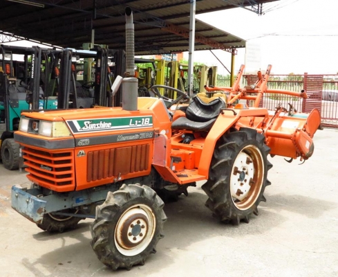 รถแทรคเตอร์ KOBOTA L1-18 ขับเคลื่อน 4 ล้อ พร้อมโรตารี่ มือสองญี่ปุ่นแท้ๆ