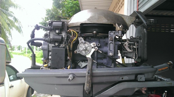 ขายเครื่อง YAMAHA 30 แรง 2 จังหวะ ฝามล ท่อนยาว