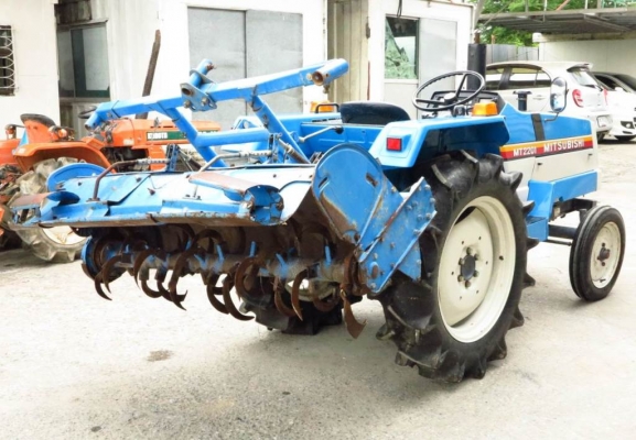 รถแทรคเตอร์ MITSUBISHI MT2201 พร้อมโรตารี่ มือสองนำเข้าจากญี่ปุ่นแท้ๆ
