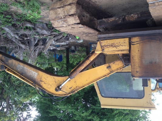 แบ็คโฮkato 400 se ขายด่วนครับเจ้าของร้อนเงิน